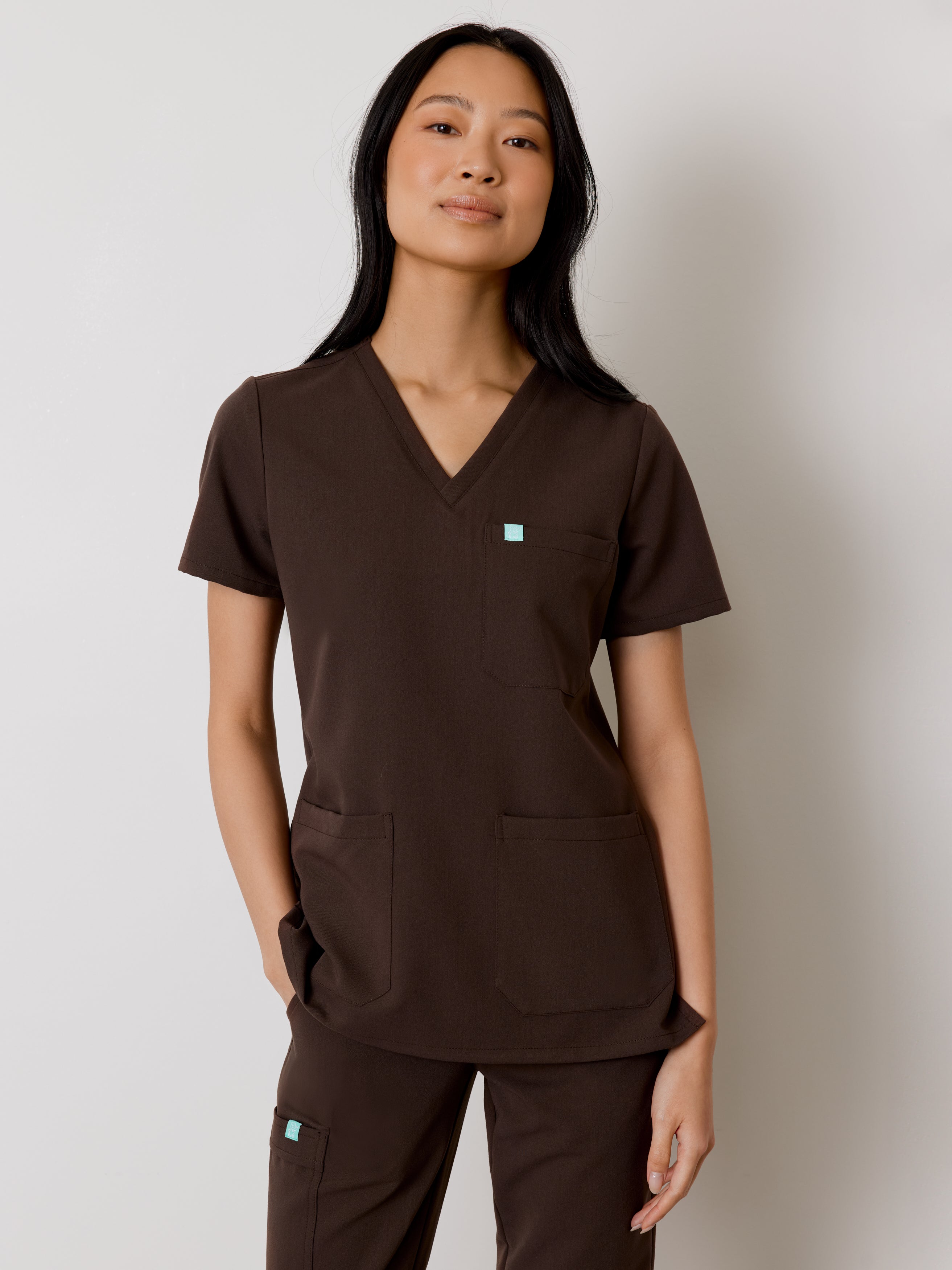 CHLOE RE-GARDE™ - CHOCOLATE - Chaqueta con tres bolsillos - SILVADUR™