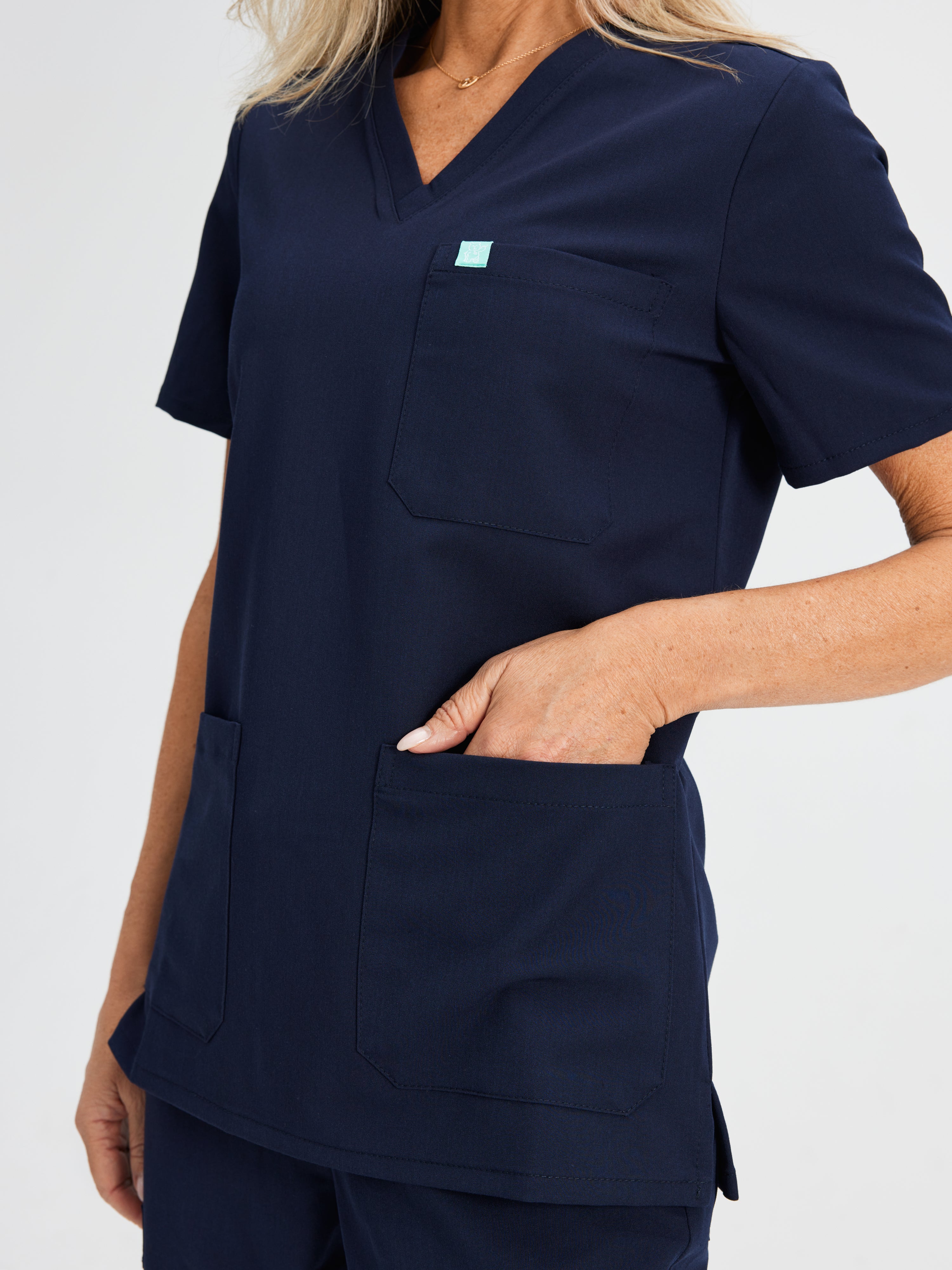 CHLOE RE-GARDE™ - AZUL MARINO - Chaqueta de tres bolsillos - SILVADUR™